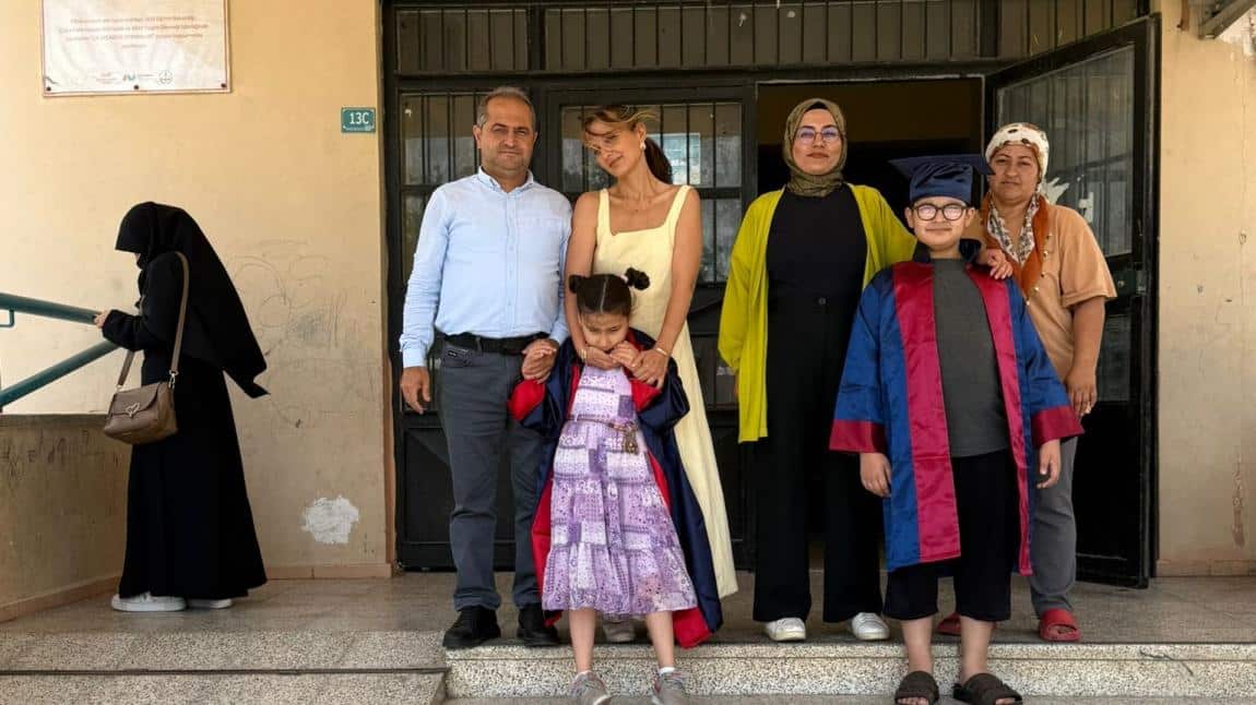 Okulumuz Özel Eğitim Sınıfı İlk Mezunlarını vermiştir.Yolları Açık Olsun